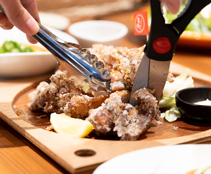 ドリンクは1杯199円から！こだわりメニューの数々を堪能！